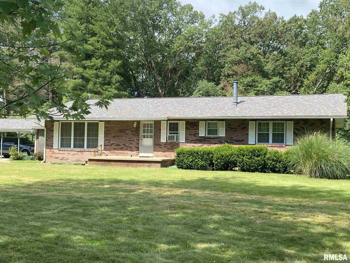 29 Hidden Rd., Carbondale, IL 62901