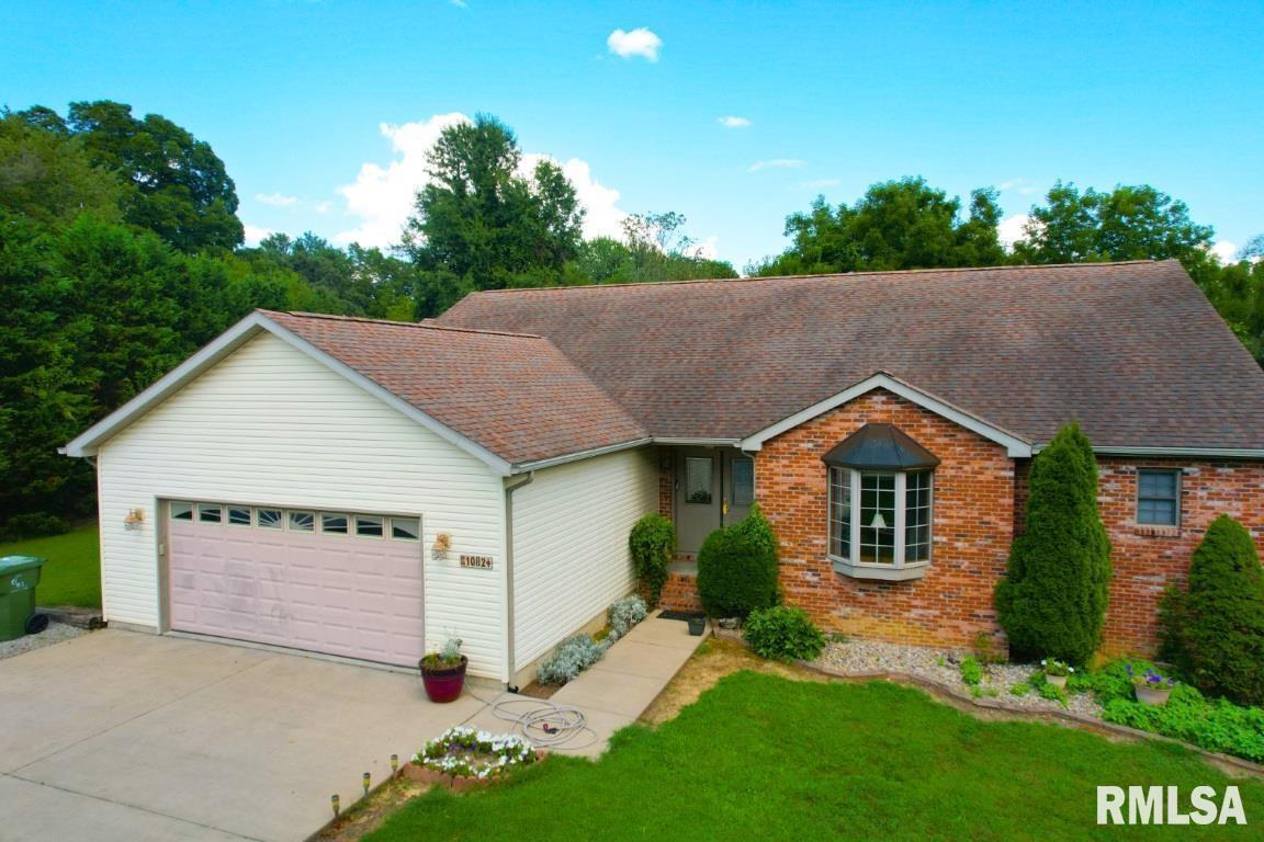 1082 Winery Rd., West Frankfort, IL 62896