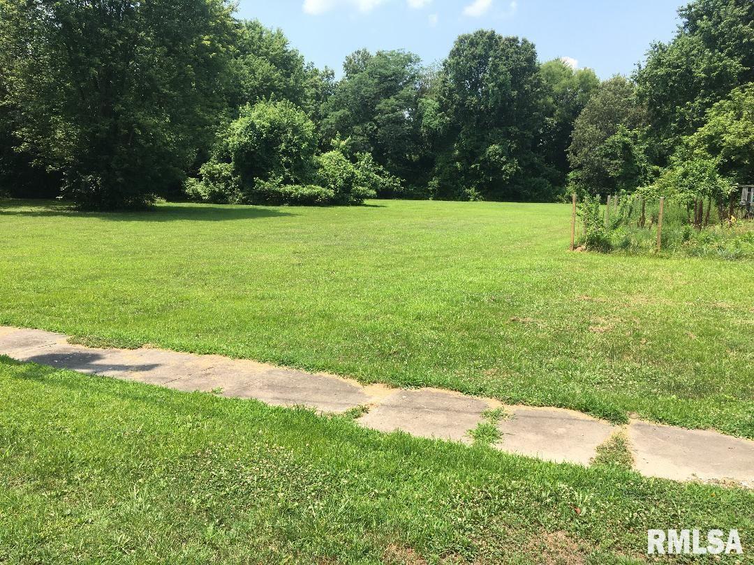 0003 N 27th St., Herrin, IL 62948