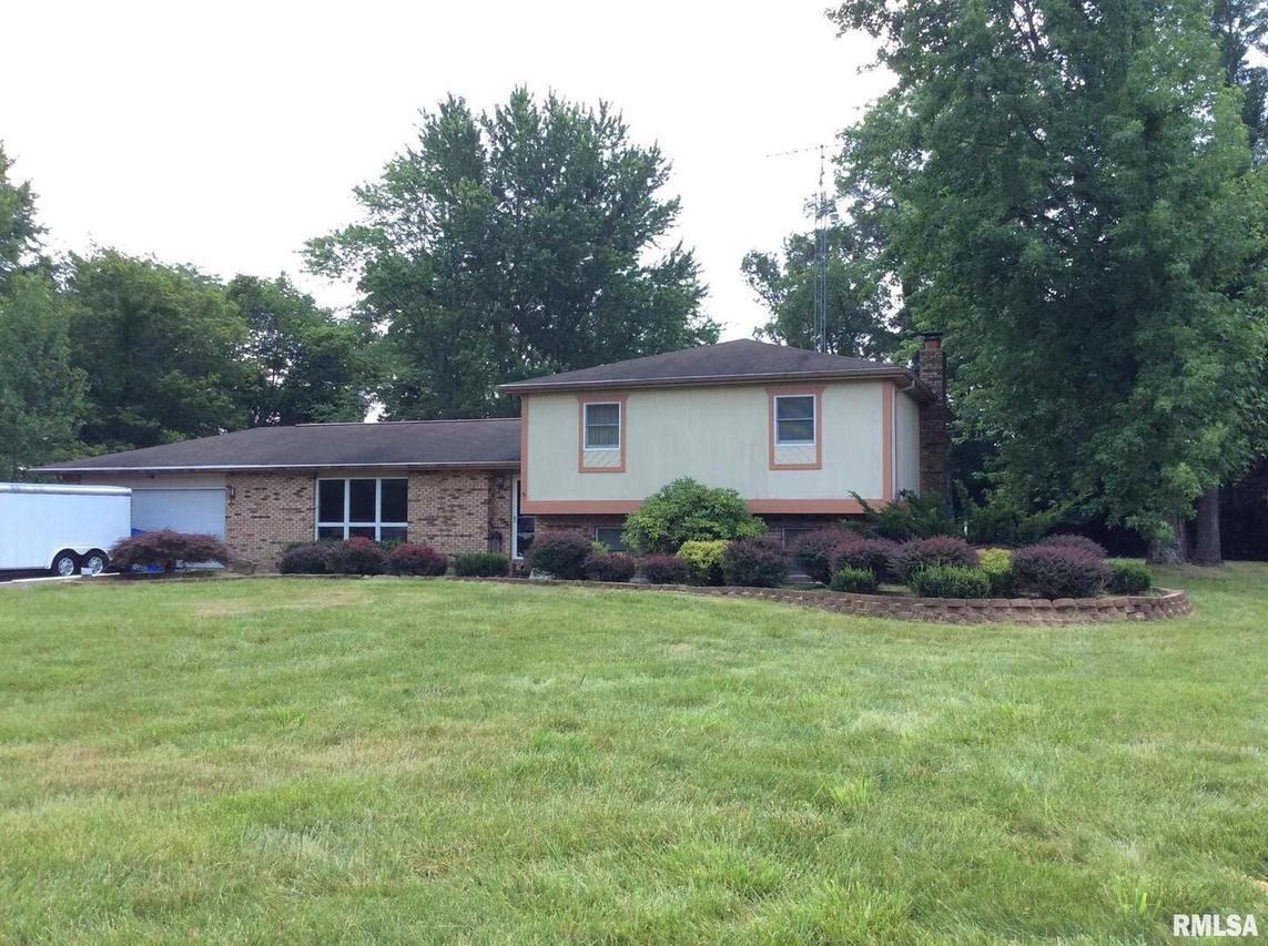 10801 E Cedar Hill Rd., Mt Vernon, IL 62864