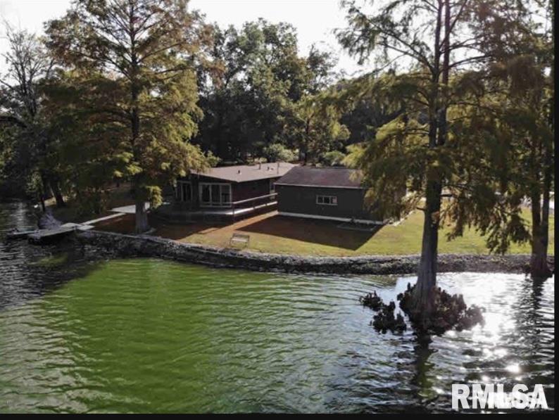 631 Community Beach Rd., Centralia, IL 62801