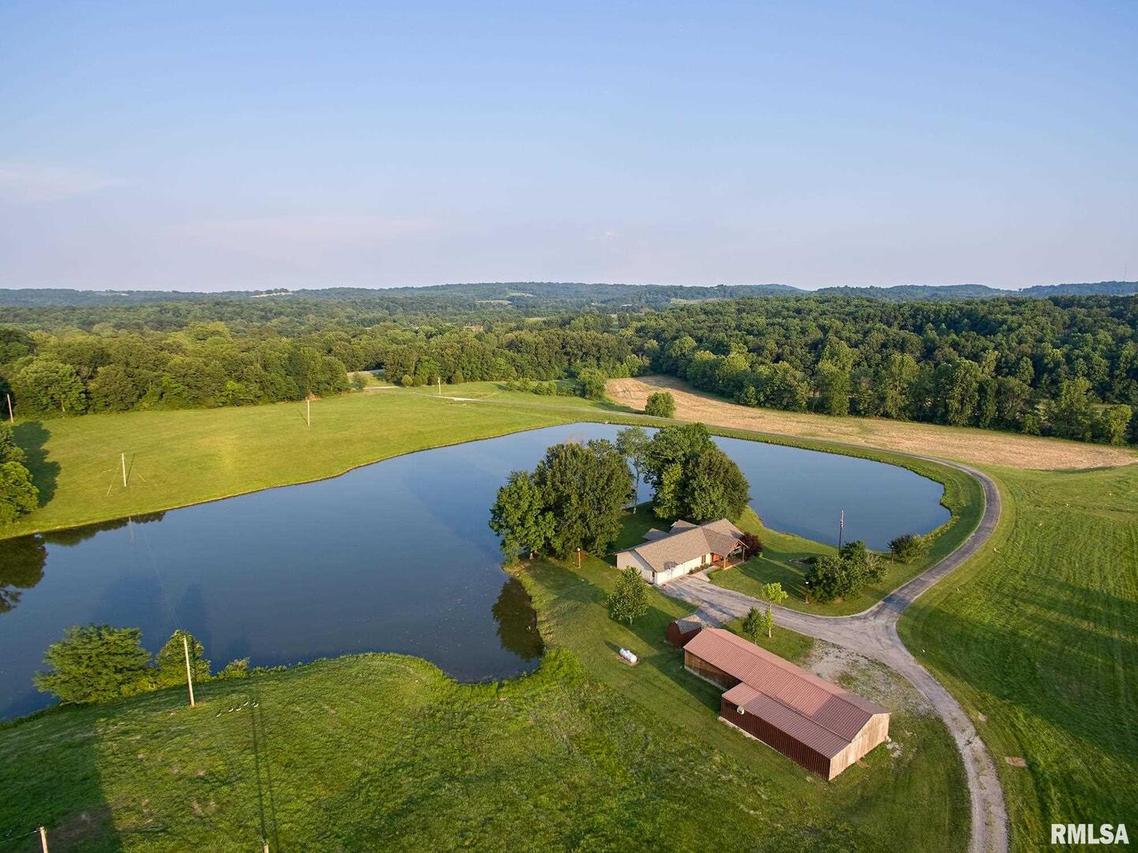 7865 N Us Hwy 51 N Hwy., Cobden, IL 62920