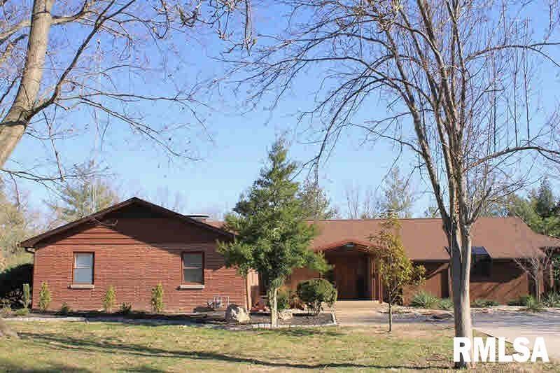 1 Porter Ln., Murphysboro, IL 62966