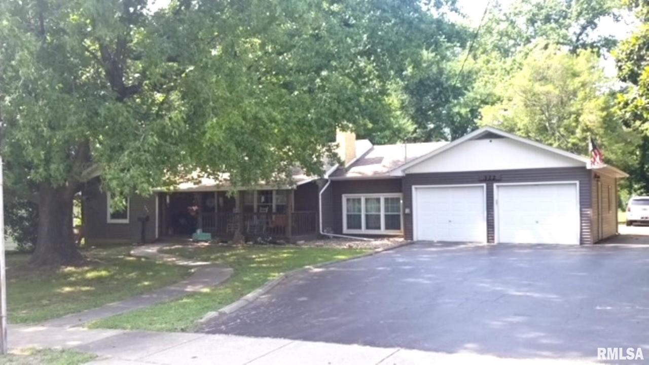 322 E Grand Ave., Carterville, IL 62918