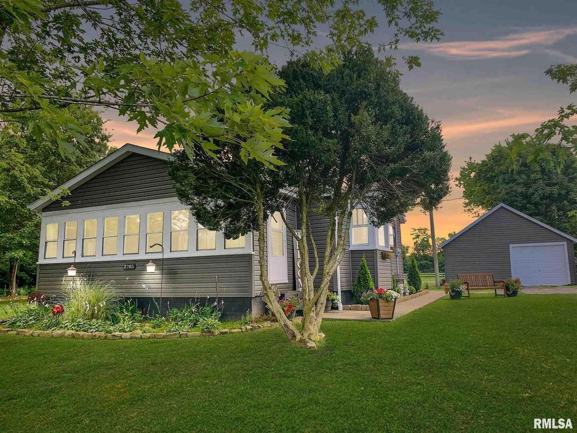 2705 State Route 146 E Hwy., Vienna, IL 62995