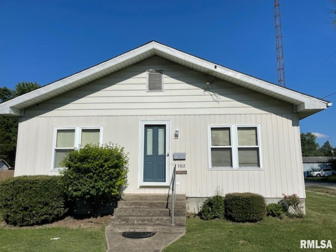 702 Glendale St., Benton, IL 62812