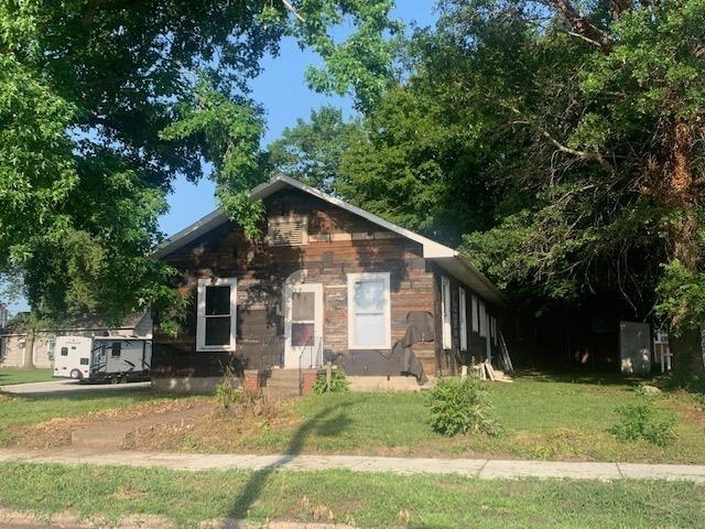 511 S Walnut St., Pinckneyville, IL 62274