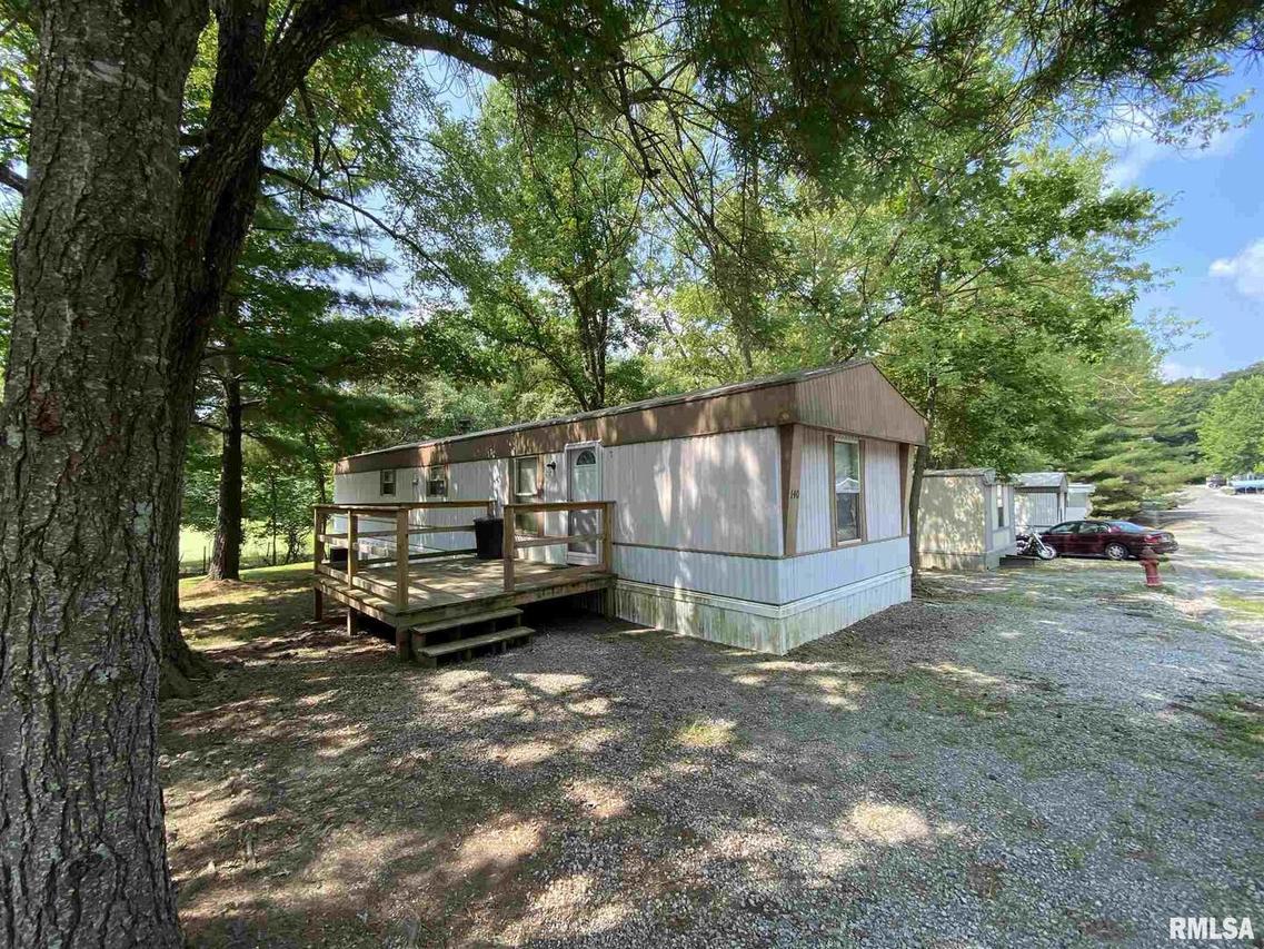 140 Oak Valley Dr., Carbondale, IL 62901