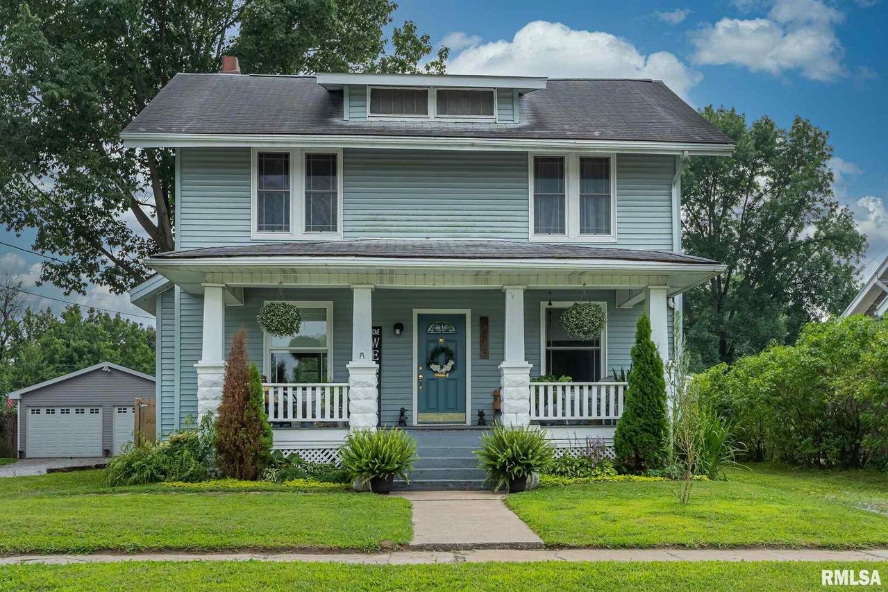 2209 Division St., Murphysboro, IL 62966