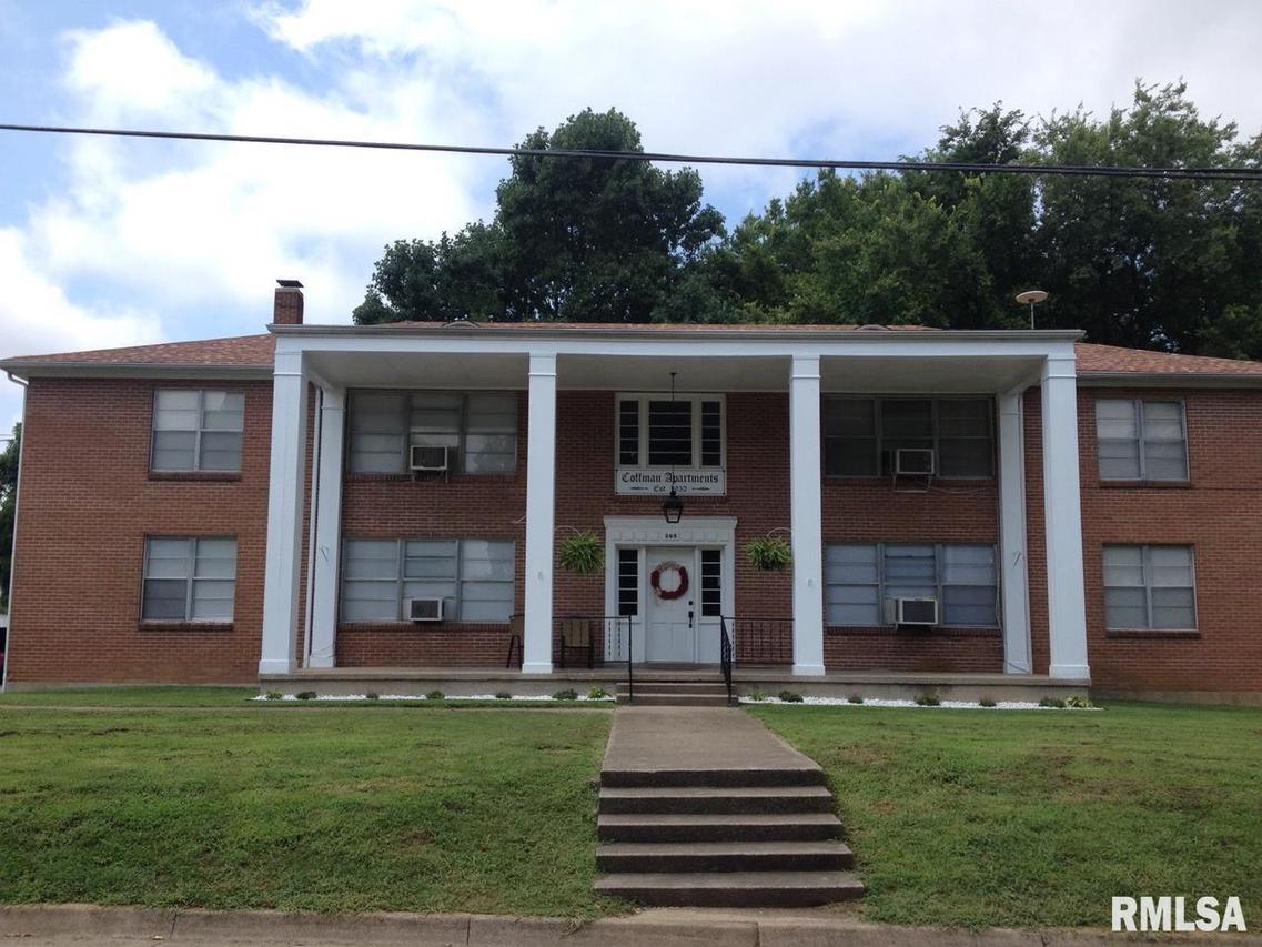 205 E High St., Anna, IL 62906