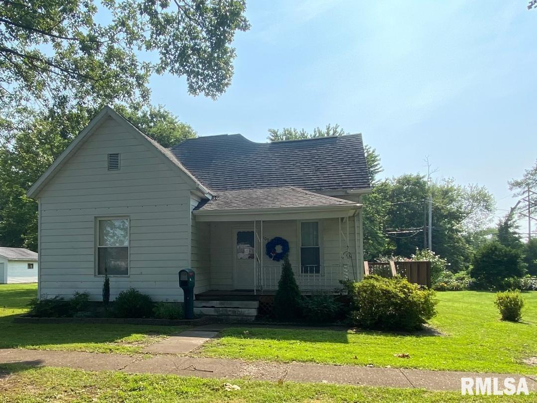 109 Breese St., Centralia, IL 62801