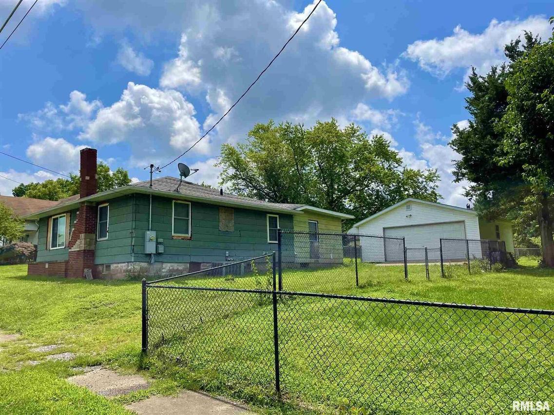 504 W Jones St., West Frankfort, IL 62896