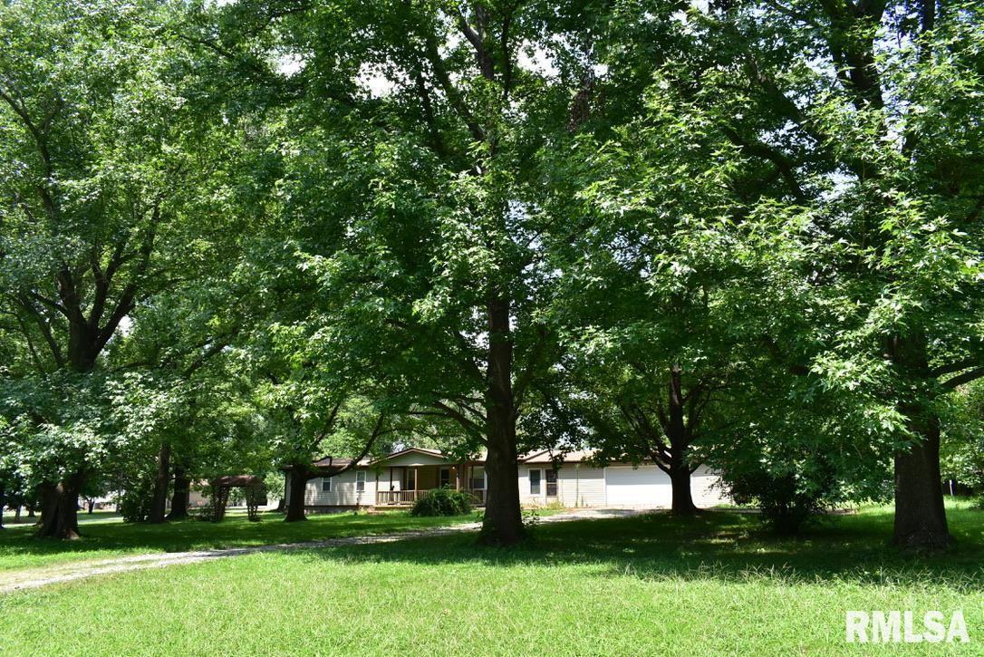 10923 Avery Rd., West Frankfort, IL 62896