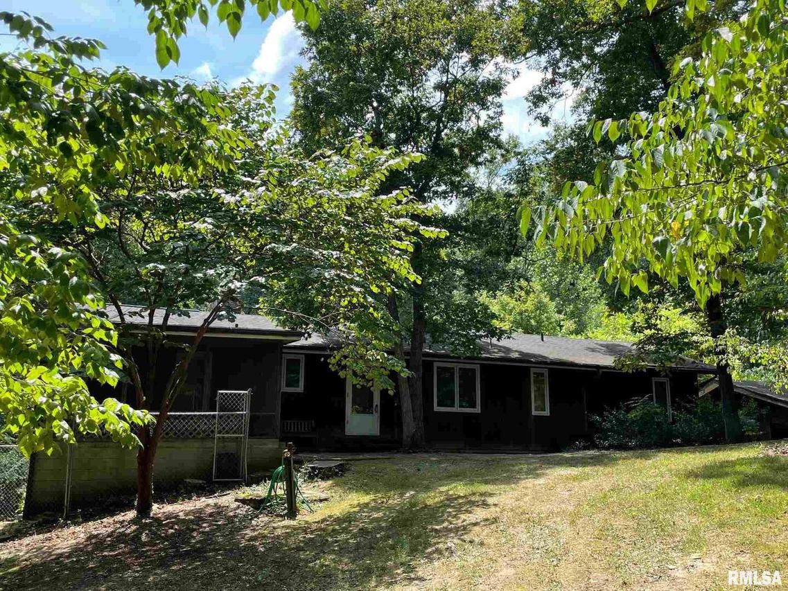 126 Pump House Rd., Murphysboro, IL 62901