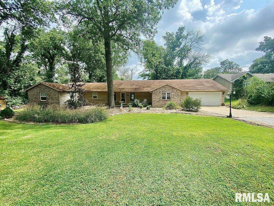 1804 Moonglow Rd., Centralia, IL 62801