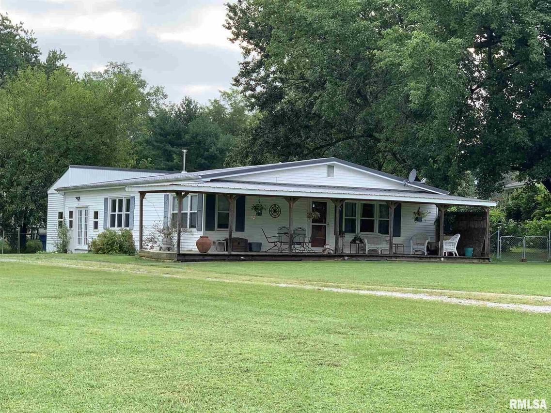 14544 N Old Centralia Ln., Mt Vernon, IL 62864