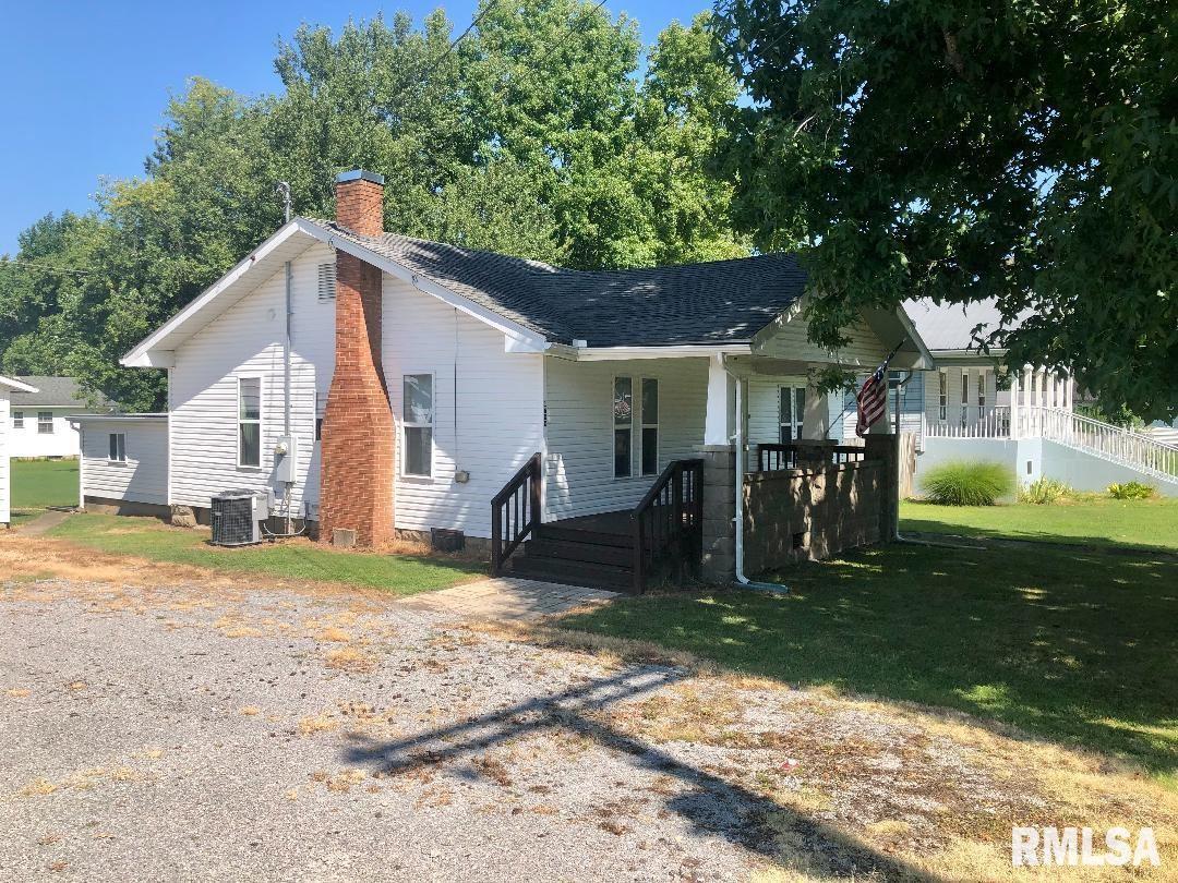 1600 Grand Ave., Johnston City, IL 62951