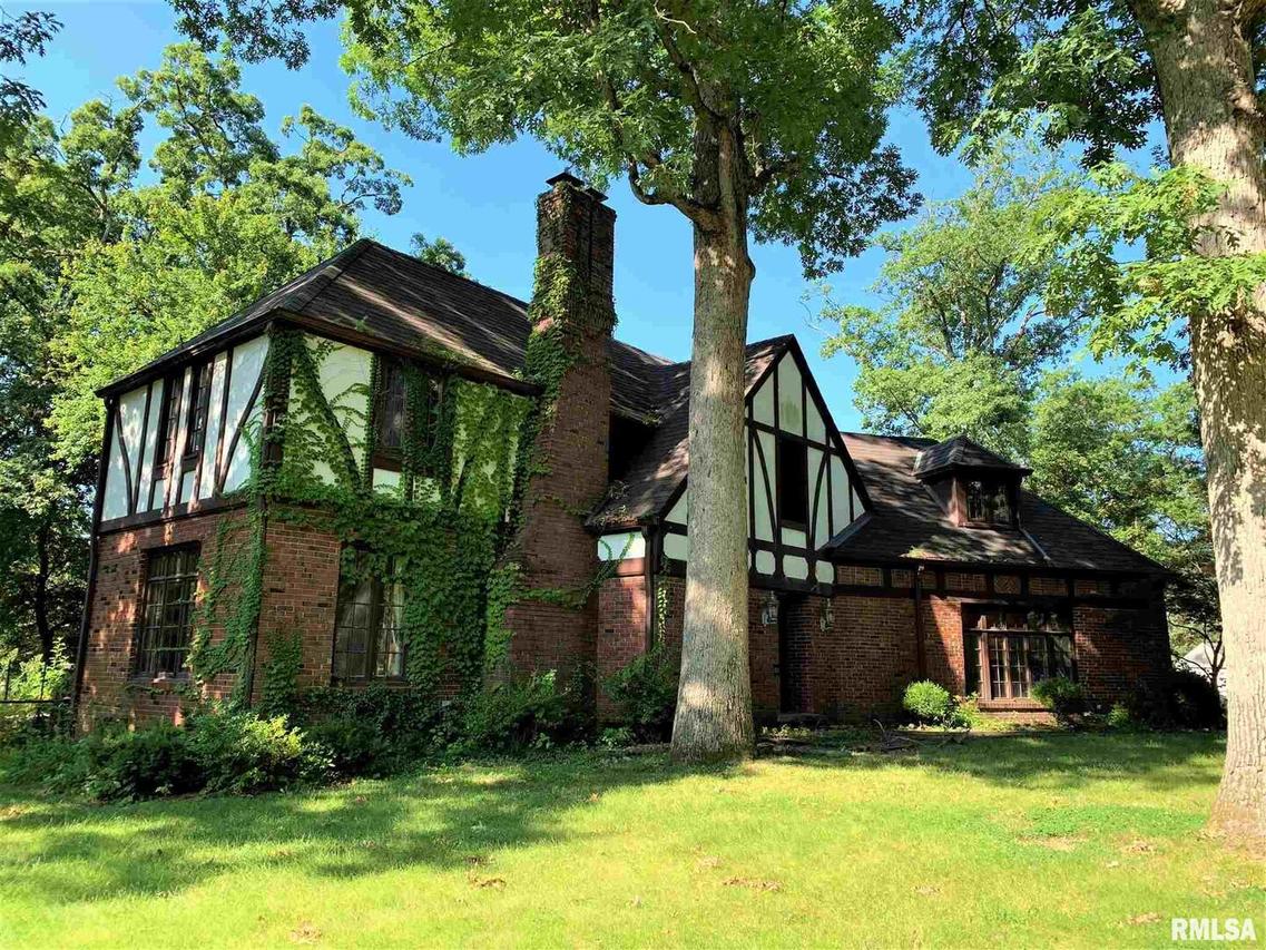 1881 E Richview Rd., Mt Vernon, IL 62864