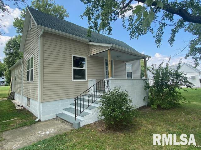 109 S 10th St., Herrin, IL 62948