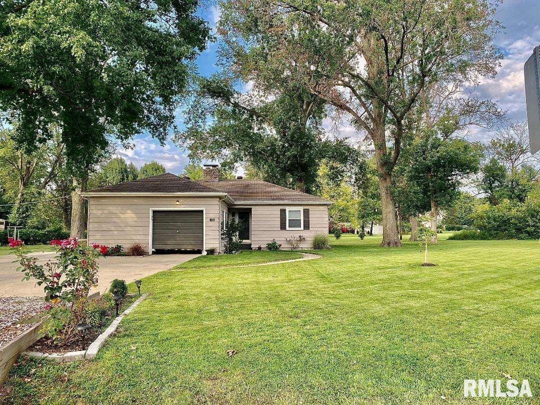 15 Mitchell Ave., Centralia, IL 62801