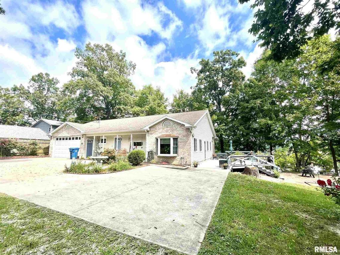 1835 Nelson Ln., Centralia, IL 62801