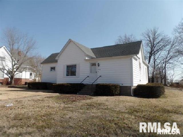 209 N Hamlet St., Marion, IL 62959