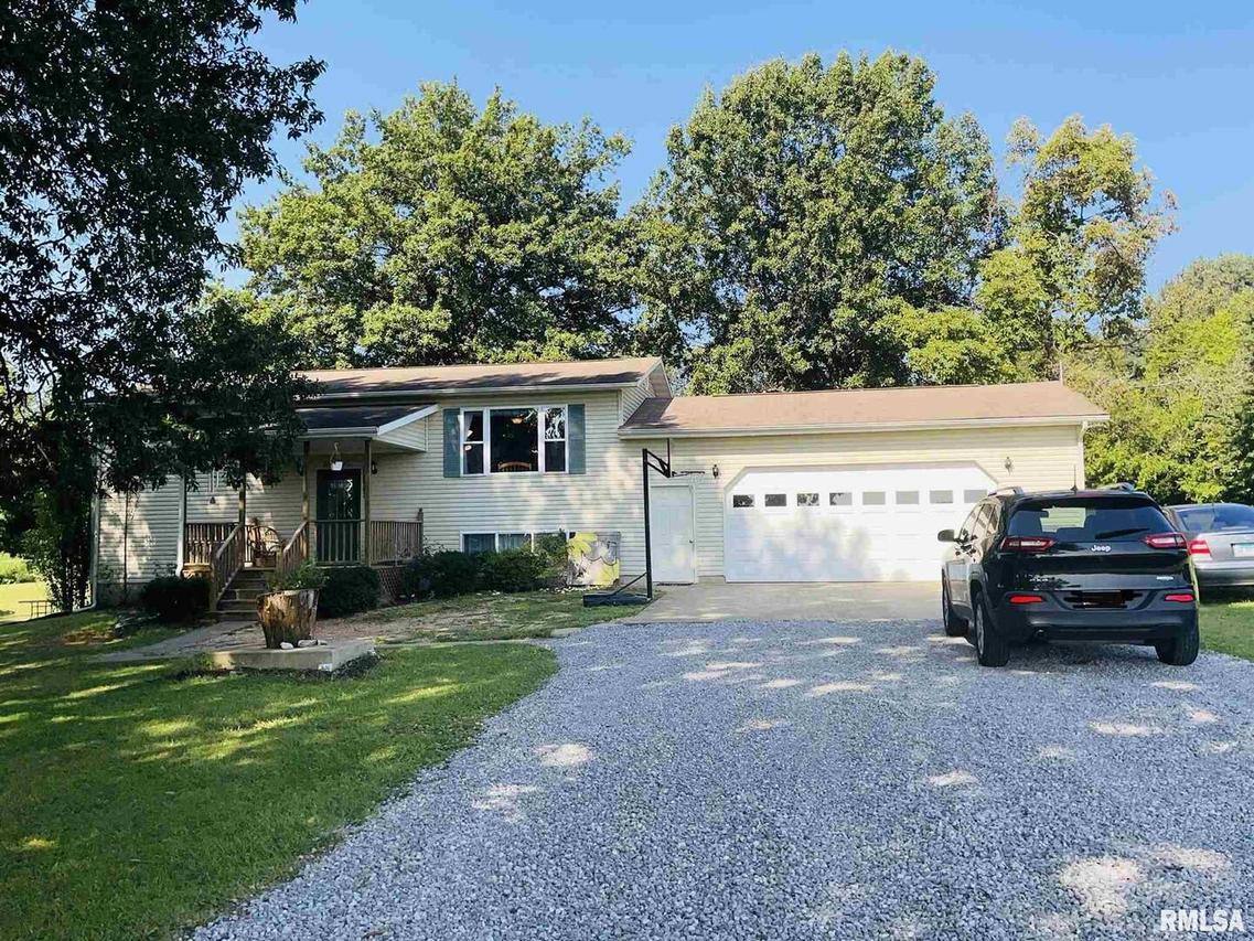 14105 N Falcon Ln., Bluford, IL 62814