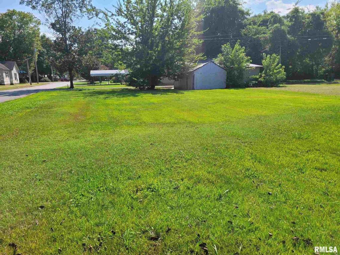 616 E 9th St., Metropolis, IL 62960