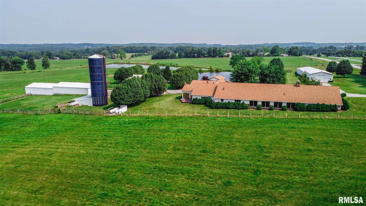 1487 State Highway 145 N Hwy., Stonefort, IL 62987