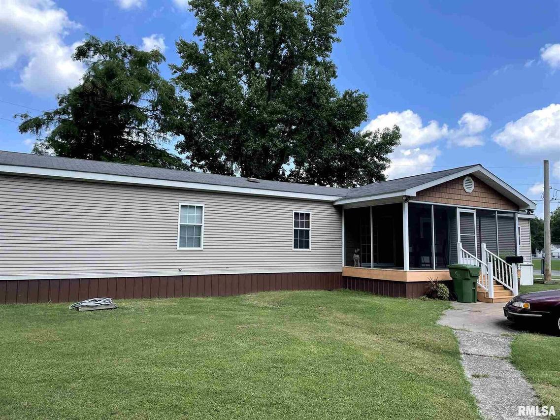 419 Mason St., Benton, IL 62812