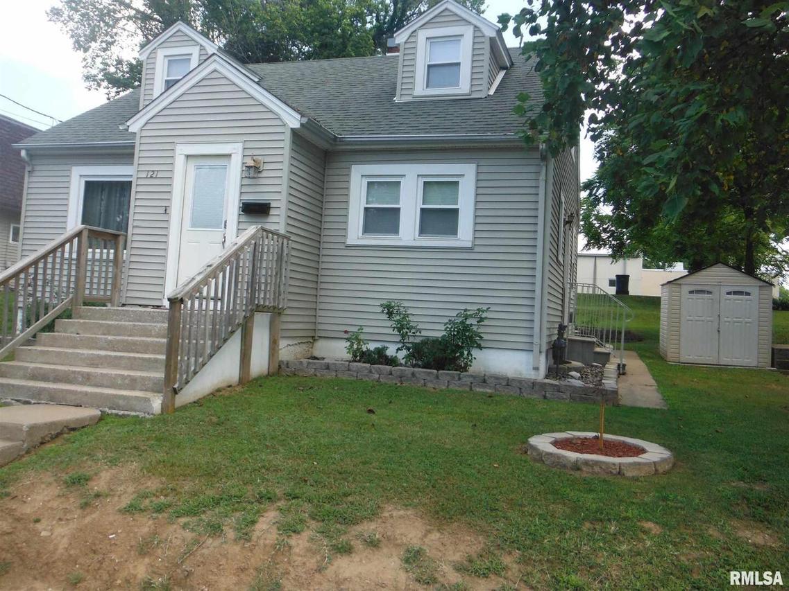 121 Warren St., Anna, IL 62906