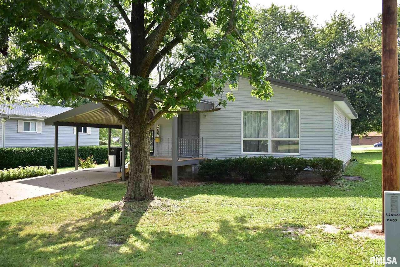 405 S Grand St., West Frankfort, IL 62896