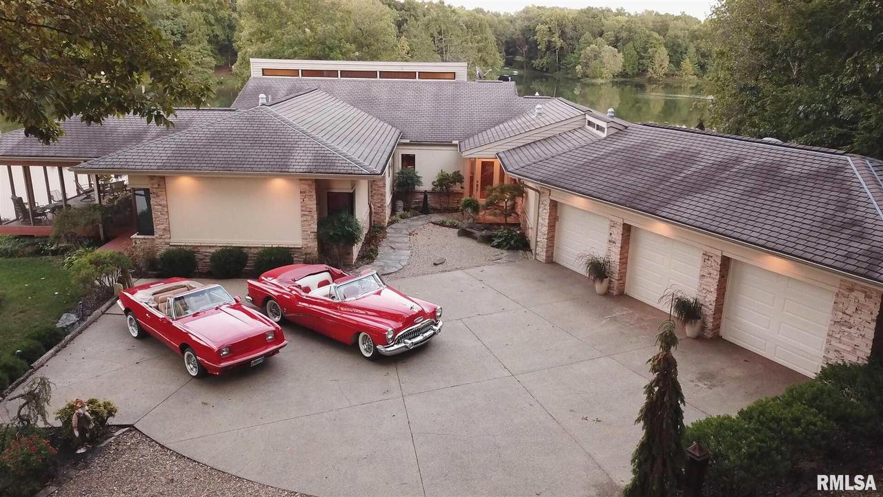 38 Shagbark Ln., Murphysboro, IL 62966