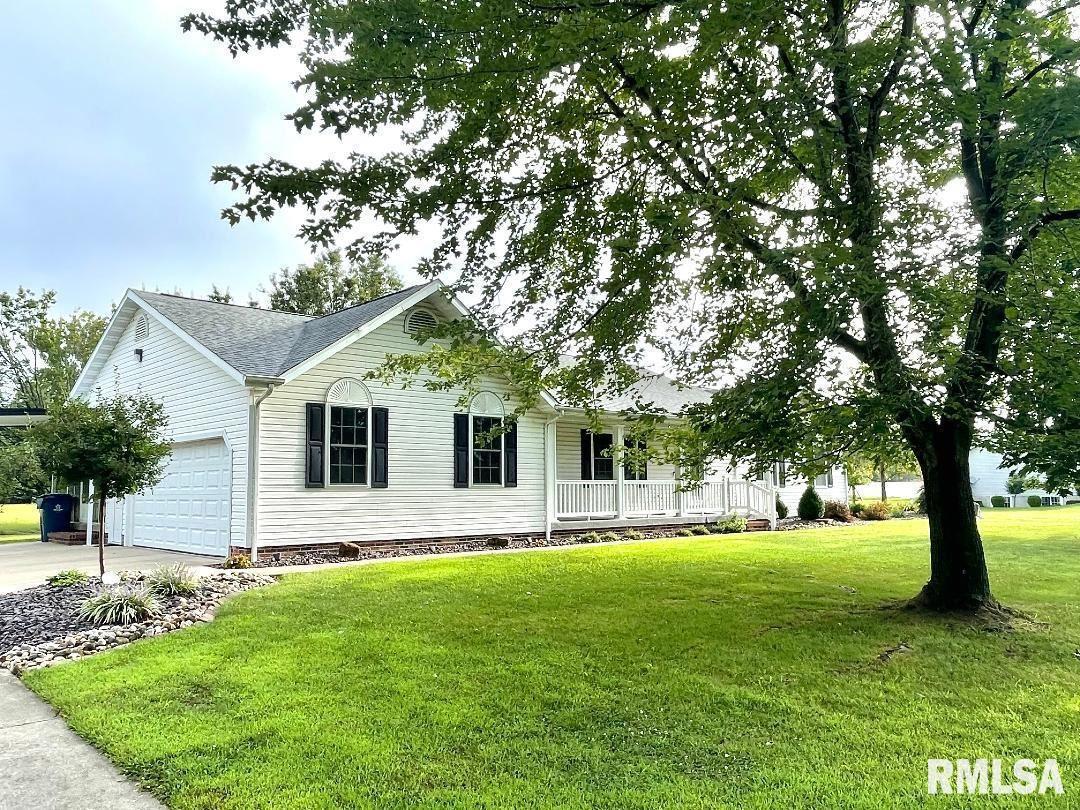 8 Agape Ln., Centralia, IL 62801