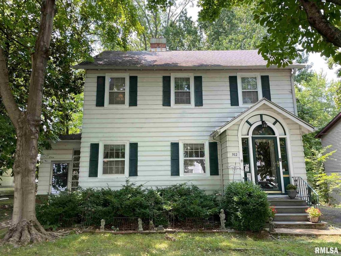 302 N Springer St., Carbondale, IL 62901
