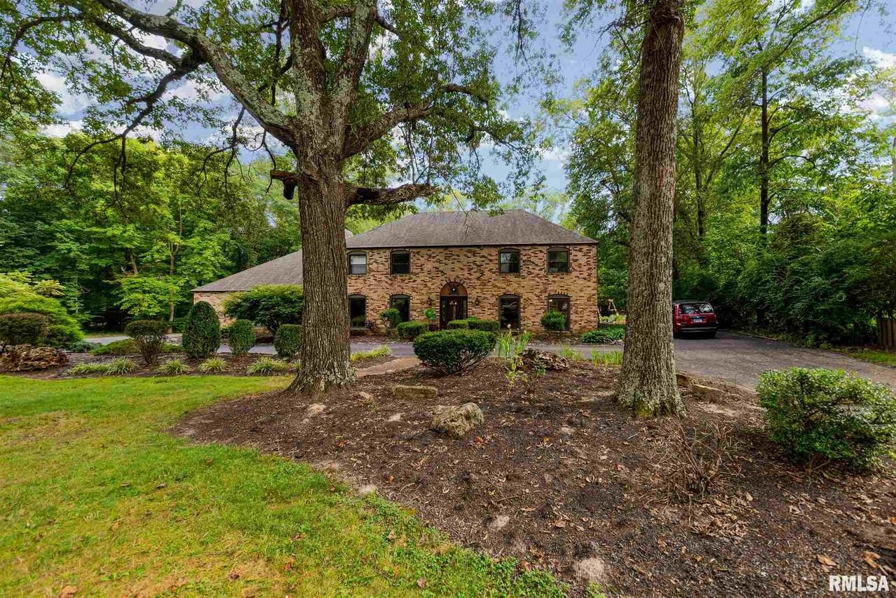 11795 E Oak Ln., Mt Vernon, IL 62864