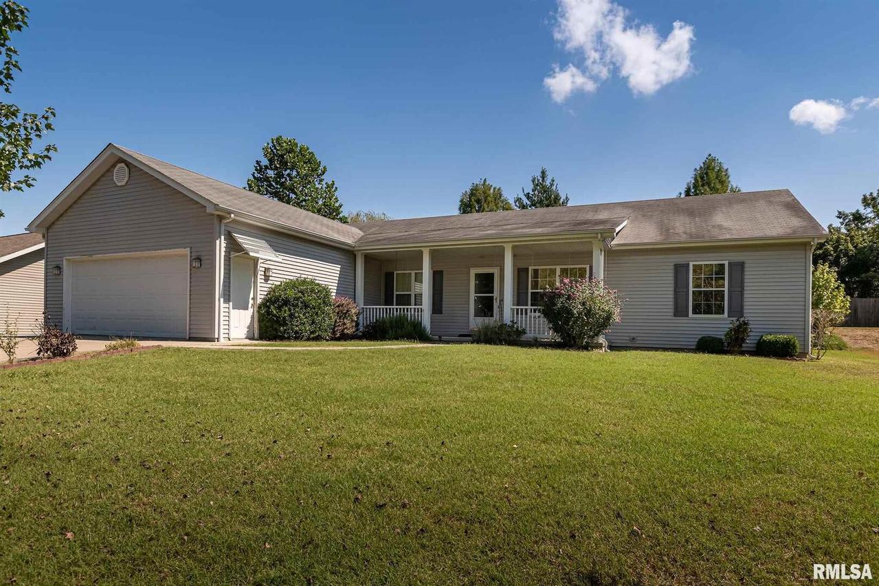 211 Greg Ln., Carbondale, IL 62901