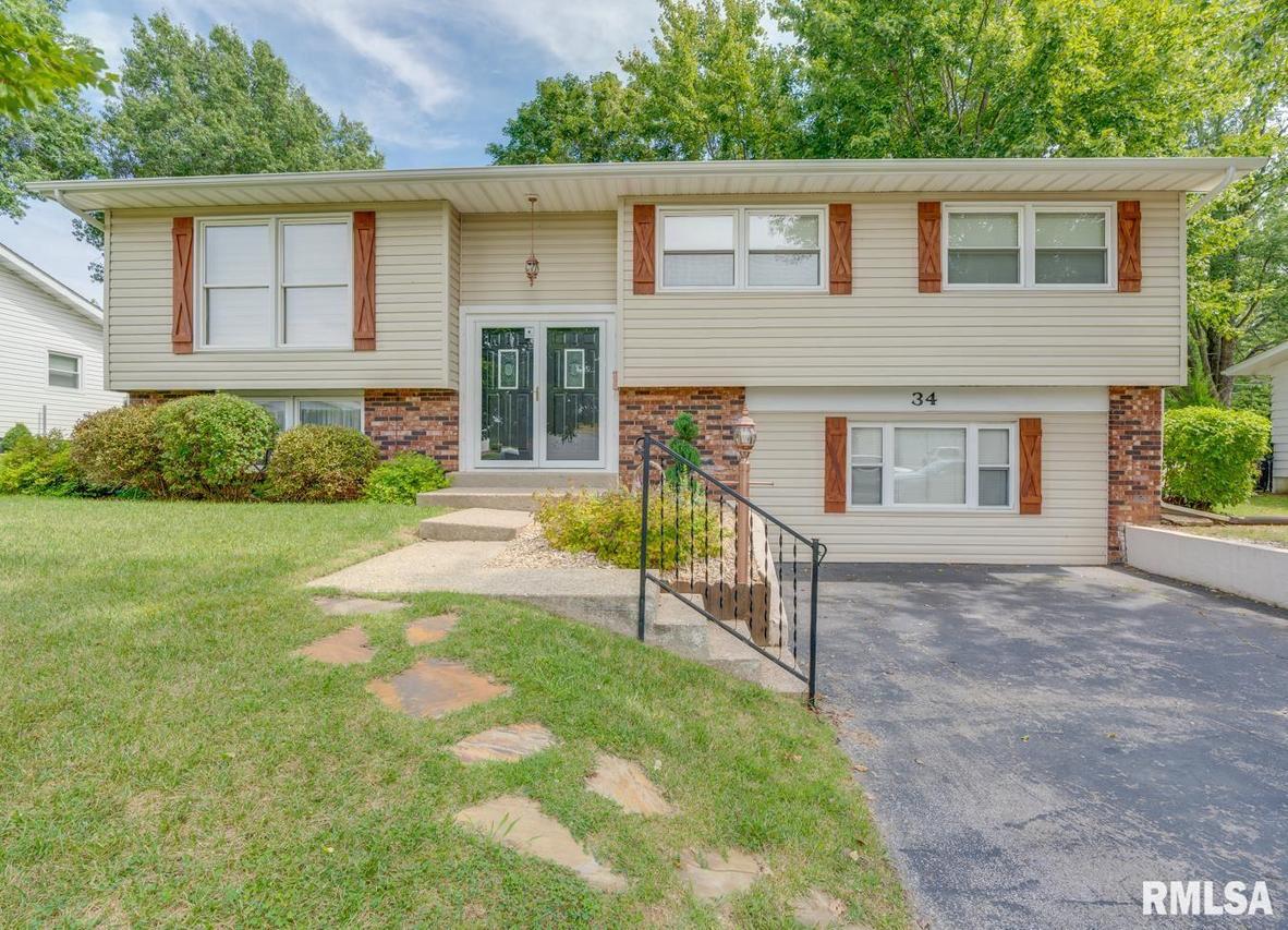 34 SW Crescent Dr., Mt Vernon, IL 62864