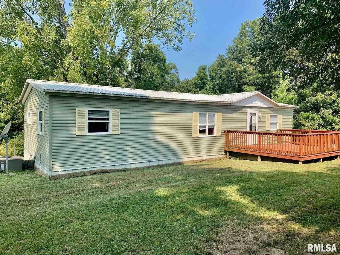 1455 Casper Church Rd., Cobden, IL 62920