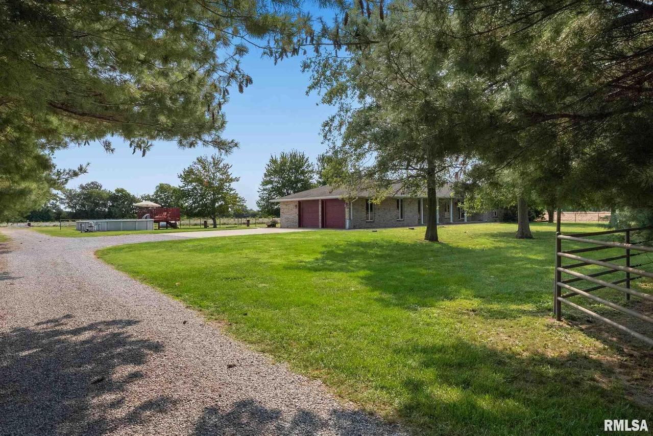 12250 Tower Rd., Richview, IL 62877