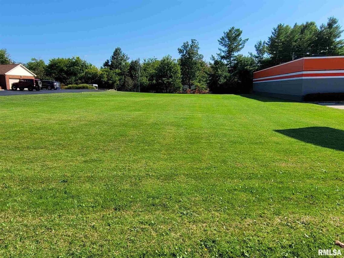 3009 S Broadway St., Mt Vernon, IL 62864