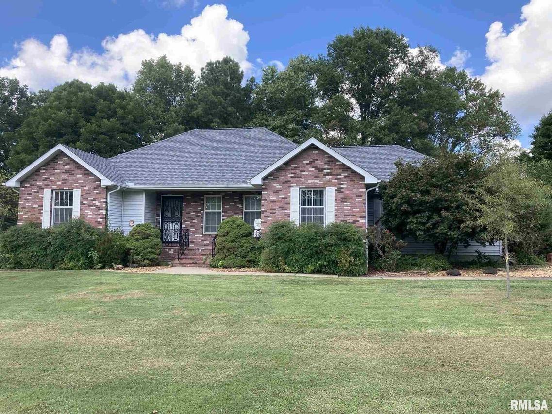 845 Stardust Dr., Herrin, IL 62948