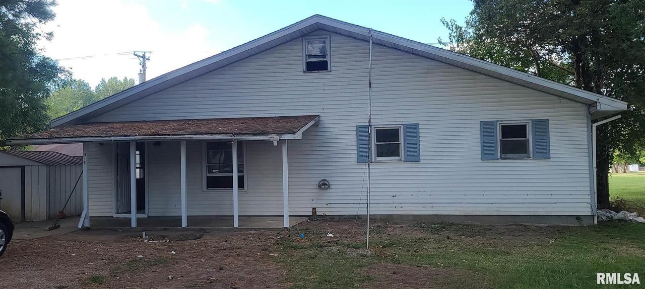 1815 N 14th St., Herrin, IL 62948