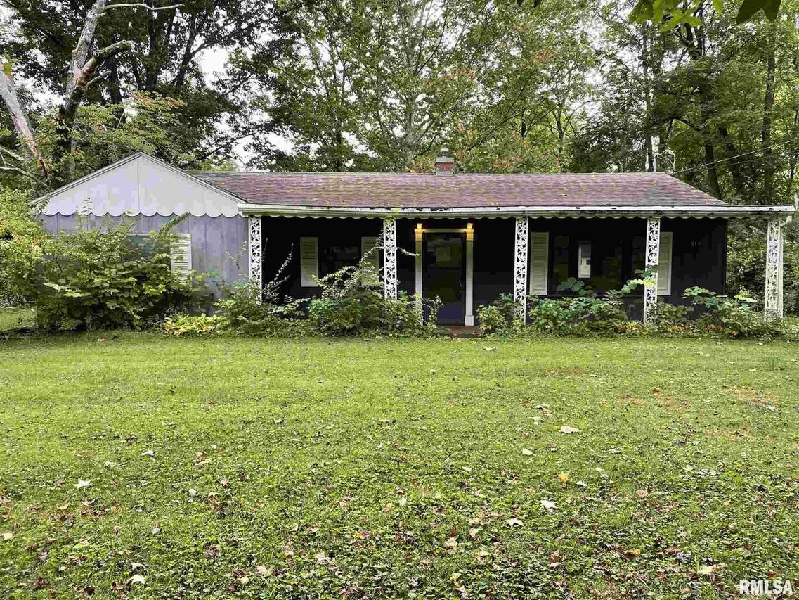 518 N Horrell Ave., West Frankfort, IL 62896