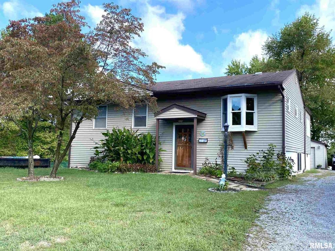 311 Sycamore St., Anna, IL 62906