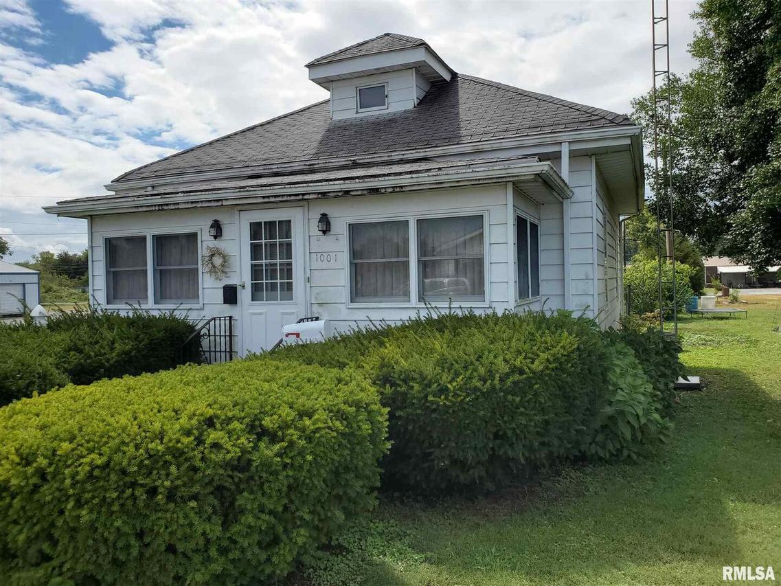 1001 Lincoln St., Eldorado, IL