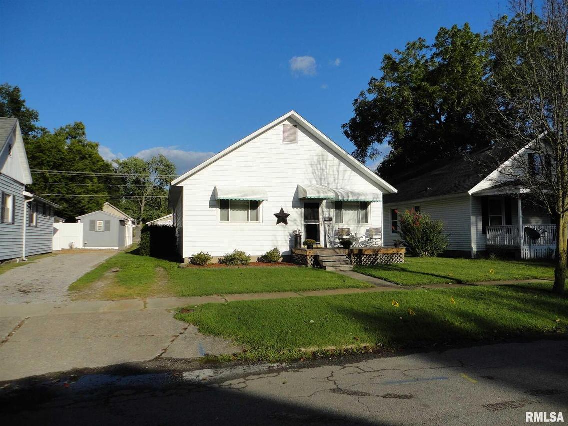 608 N 12th St., Herrin, IL 62948