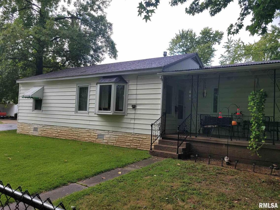 1 Court G St., Herrin, IL 62948