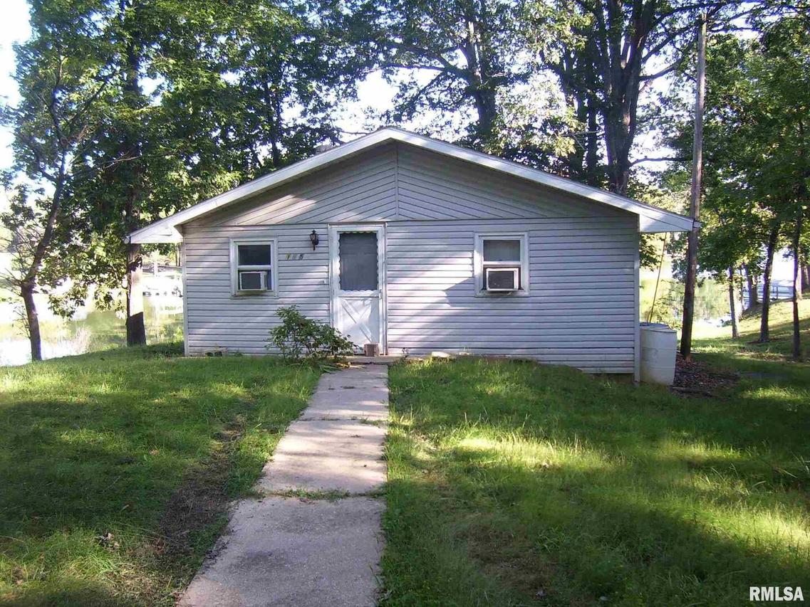 1951 Lee Ln., Centralia, IL 62801