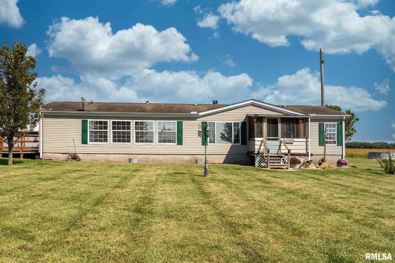 4200 Gladson Rd., Tamaroa, IL 62888